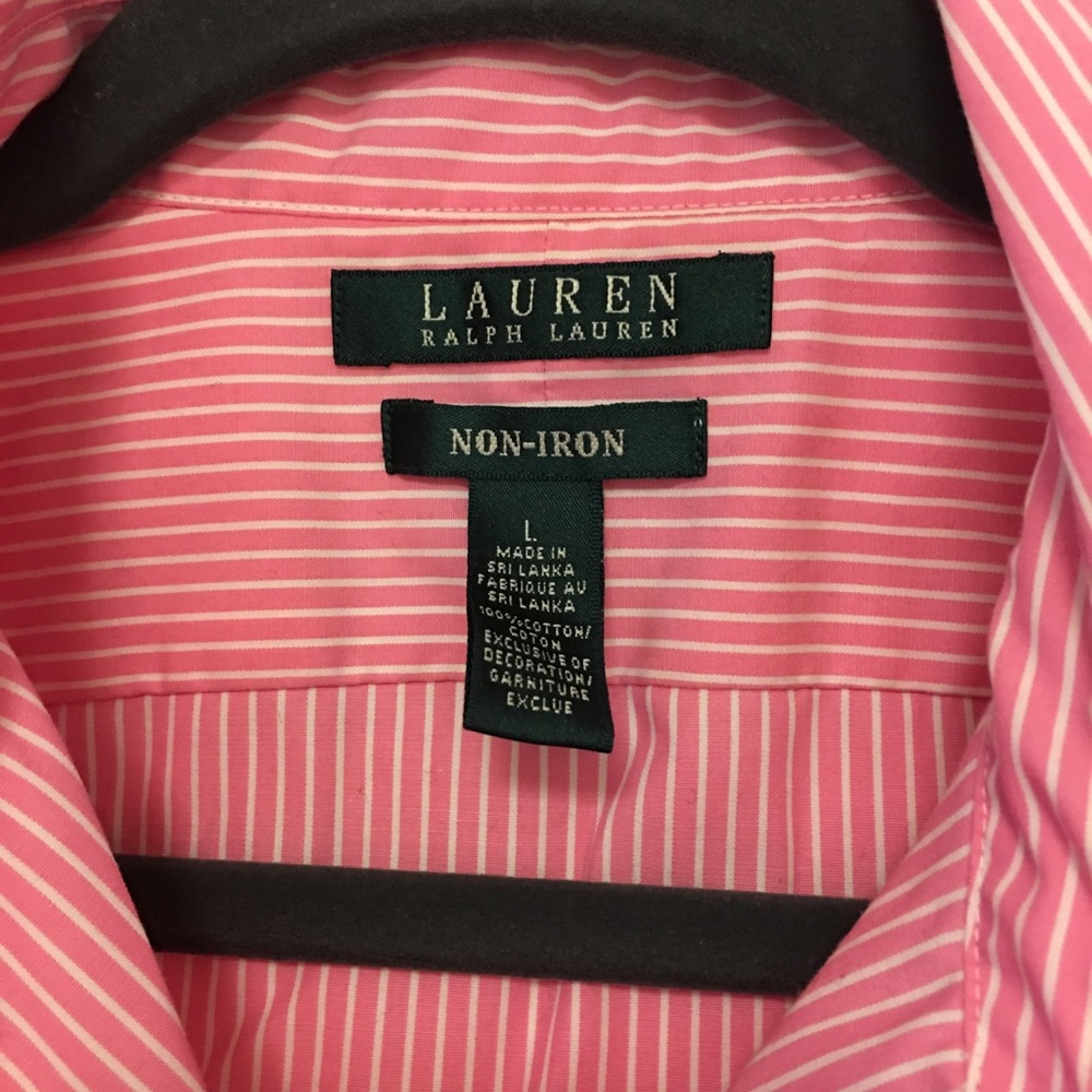 Button down - Picture 3 of 3